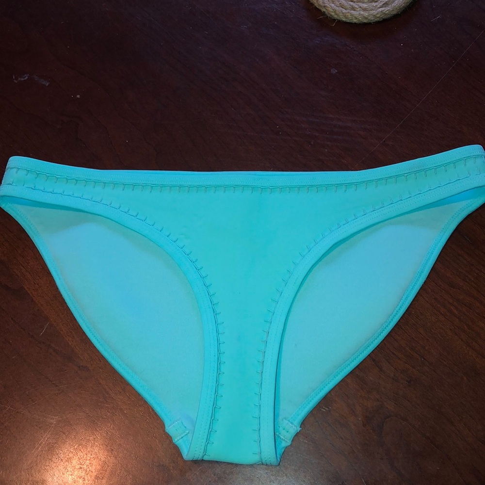 Triangl bikini bottoms
